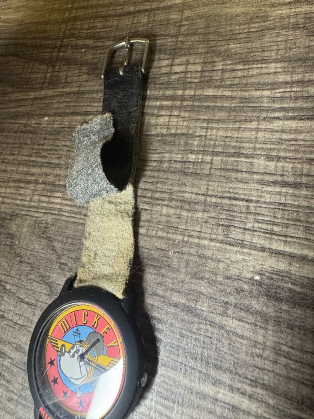 Vintage Disney Mickey & Co Pilot Aviator Watch Lotus Quartz Japan Works READ - Picture 5 of 7